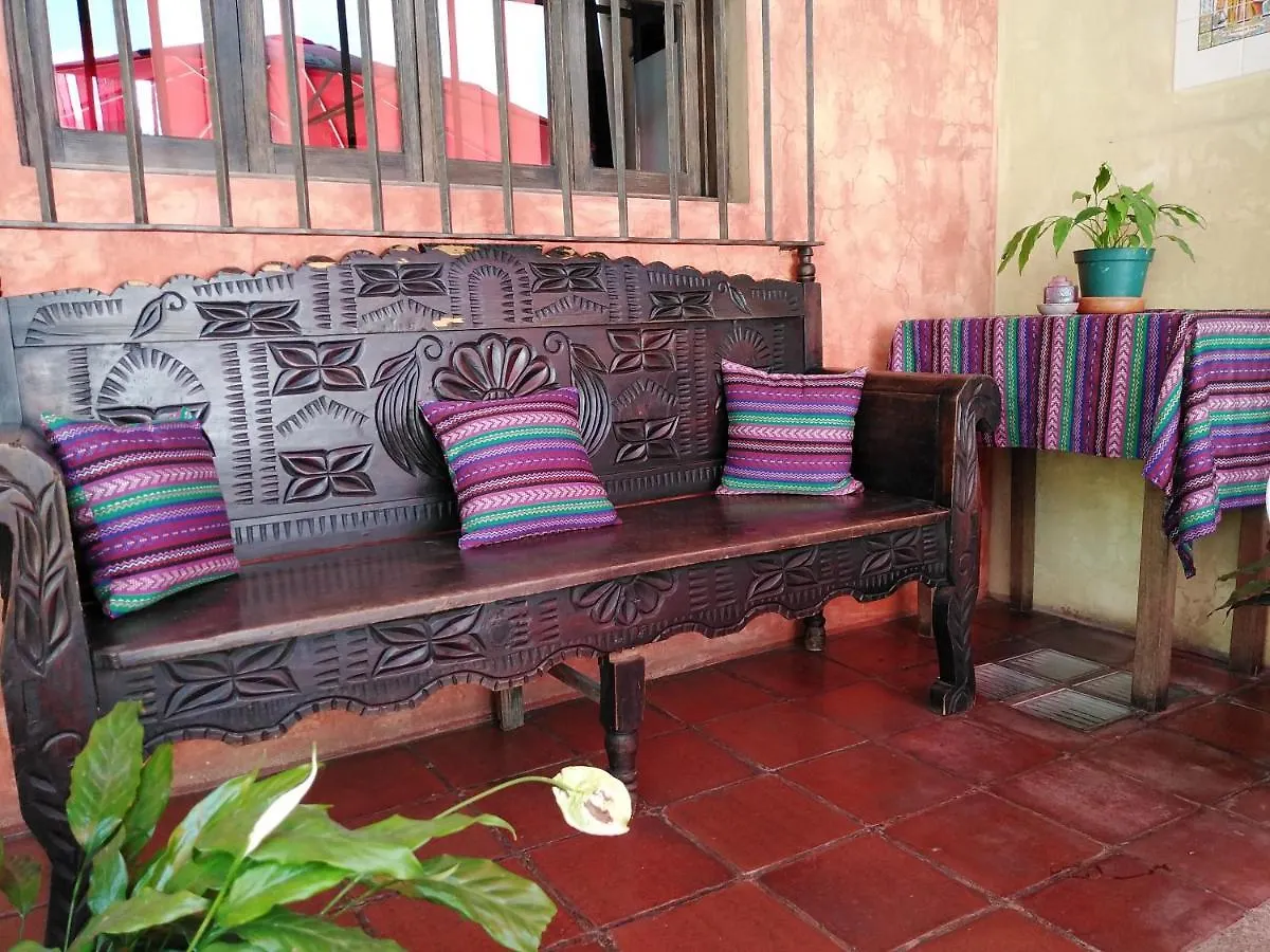 La Villa Antigua Bed and Breakfast