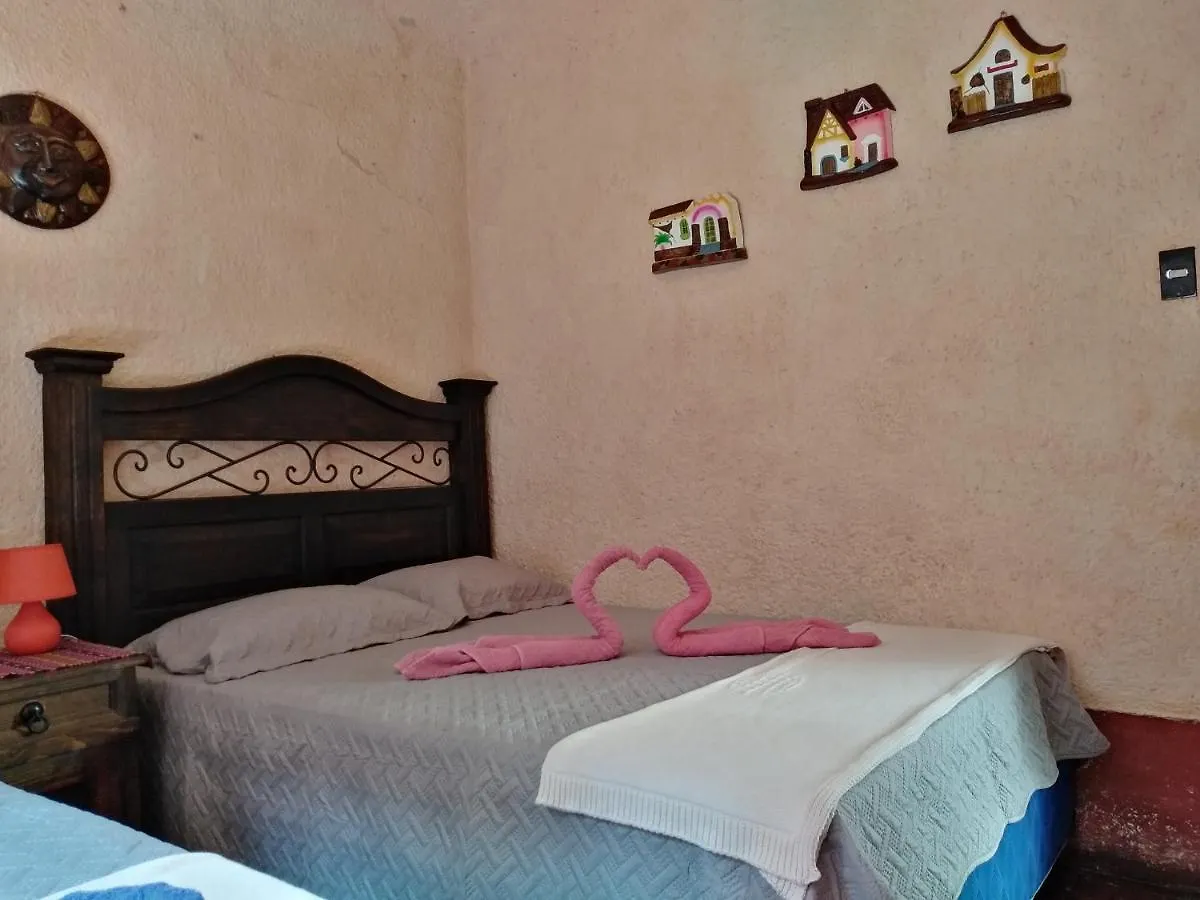 La Villa Antigua Bed and Breakfast