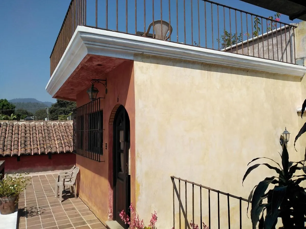 La Villa Antigua